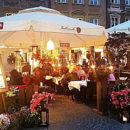 Plac Bankowy * ורשה